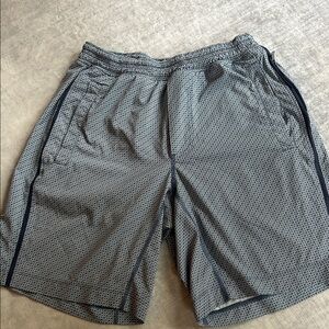 lululemon athletica Men's Geometric Athletic Shorts - Black and Gray